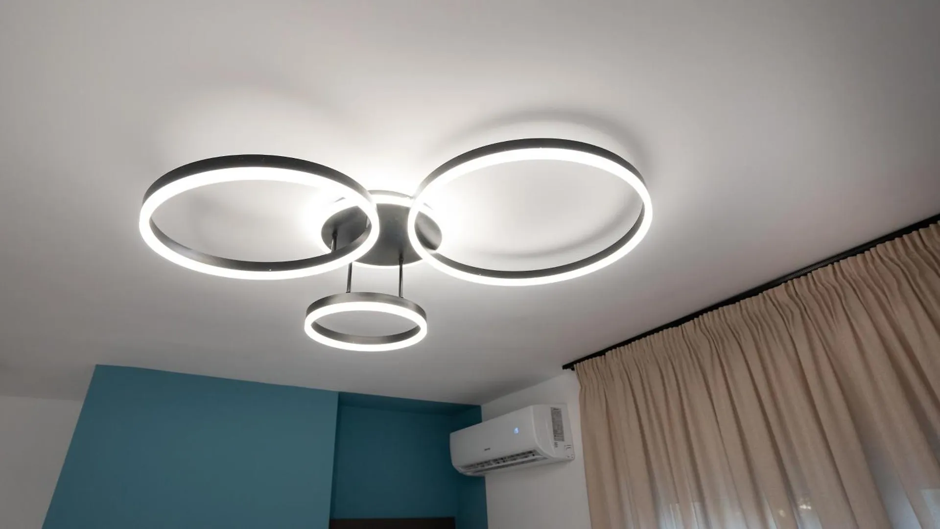 Circle Tirana City Center Aparthotel