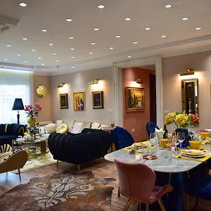 top-luxury-tirana.hotels-in-tirana.com/